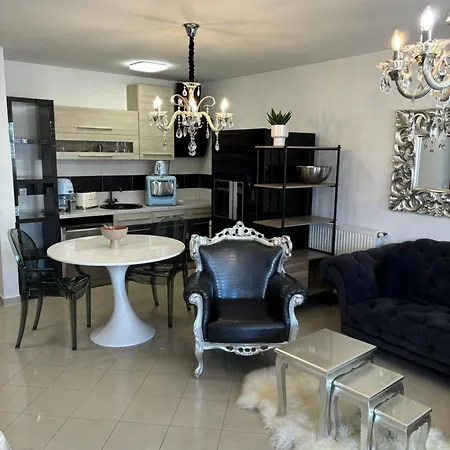 Apartman La Dolce Luxury Castagner With Private Parking *