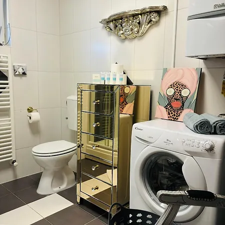 La Dolce Luxury Castagner With Private Parking Apartman