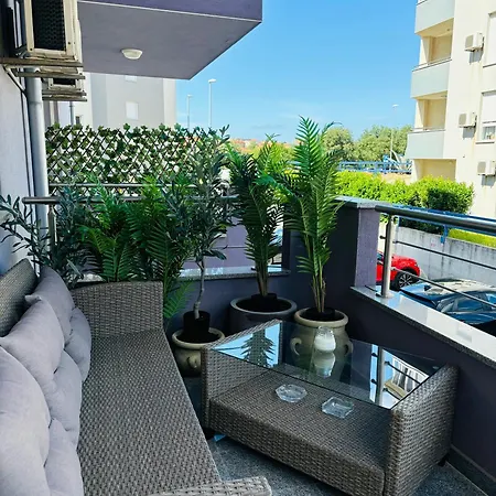 La Dolce Luxury Castagner With Private Parking פולה